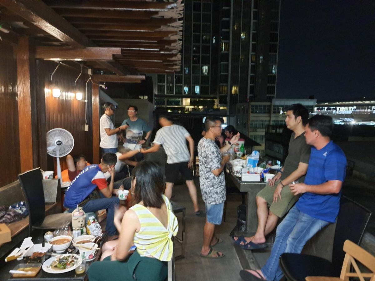 Station8 Hostel 방콕 외부 사진