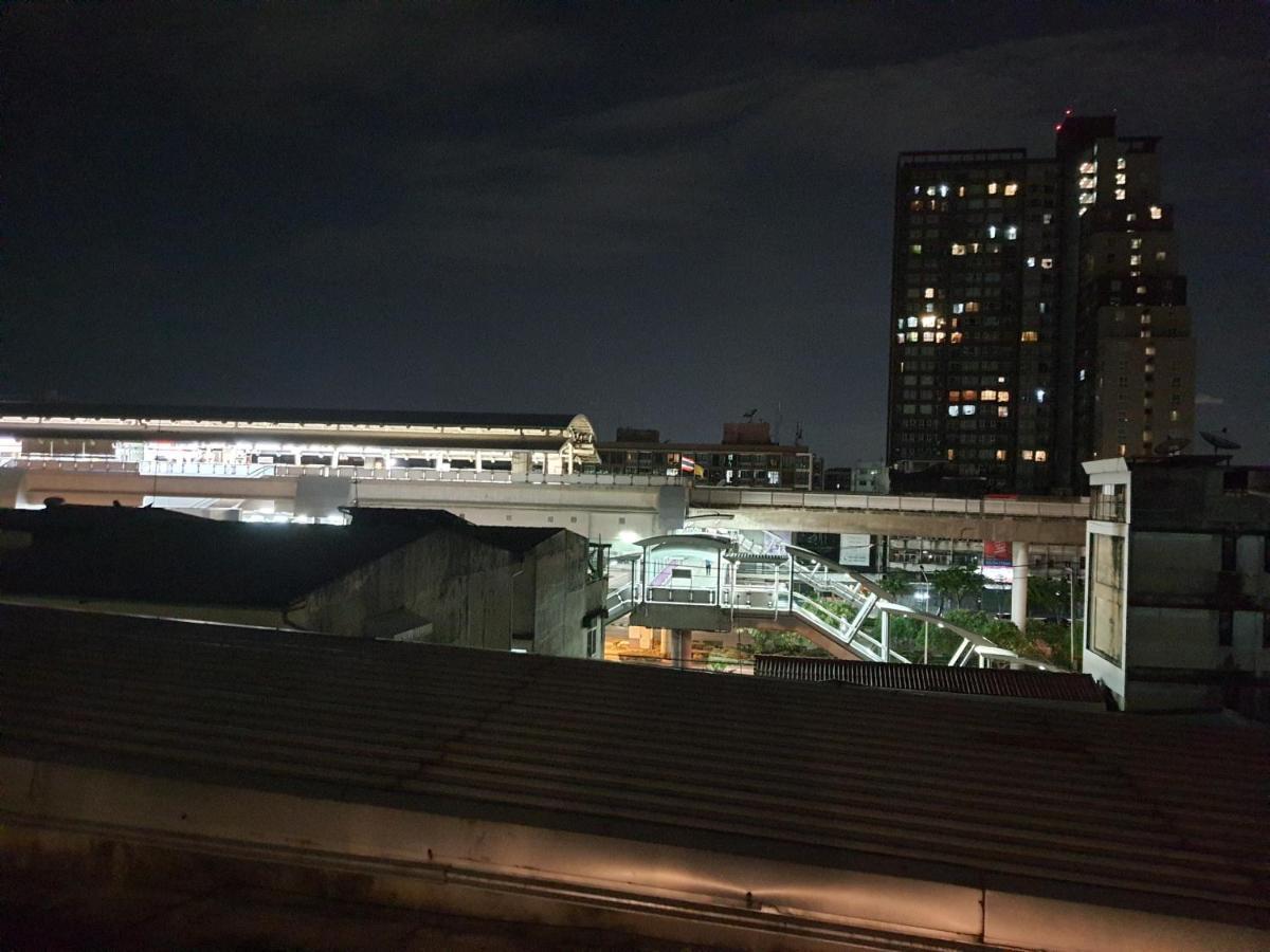Station8 Hostel 방콕 외부 사진