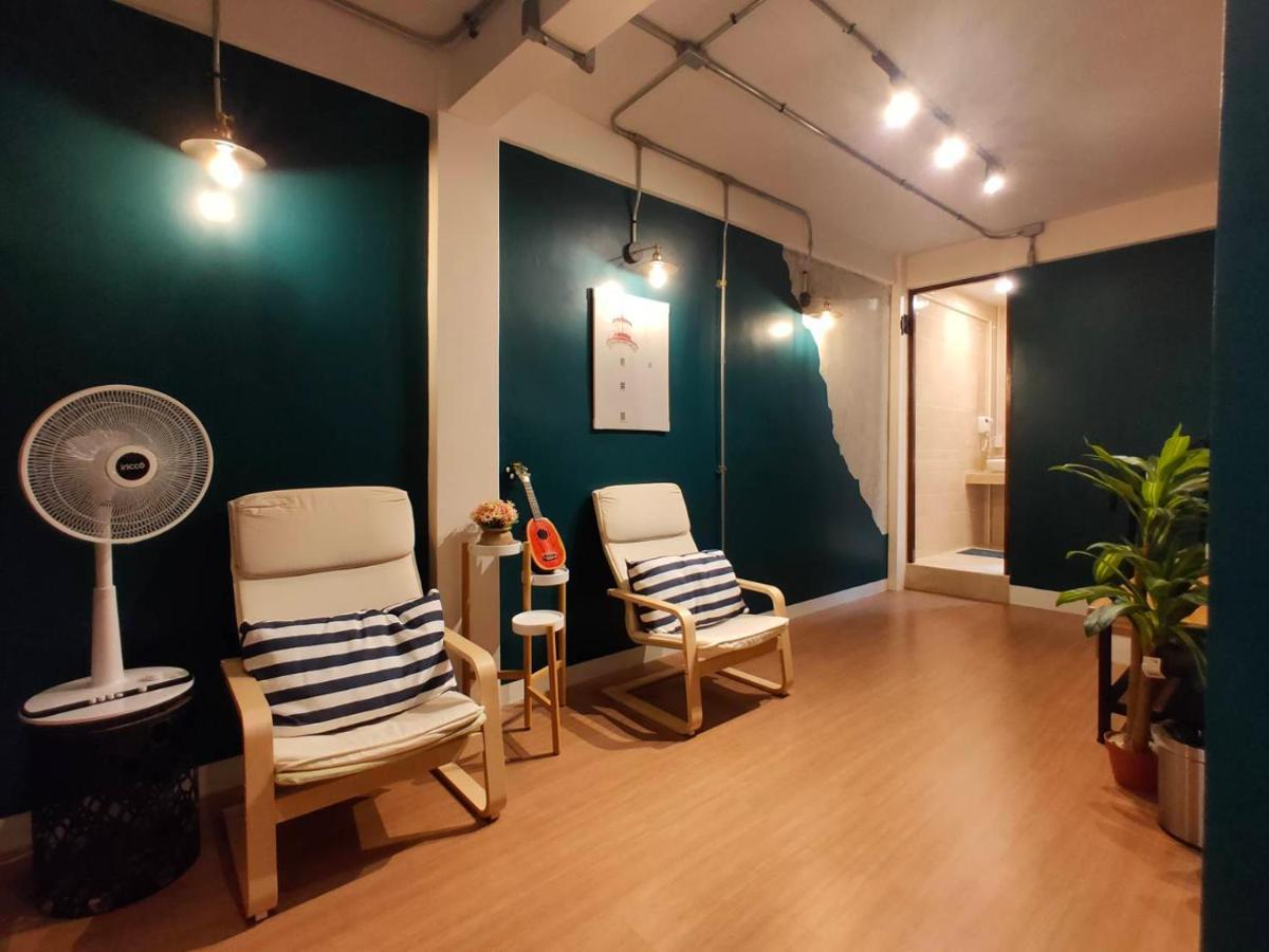 Station8 Hostel 방콕 외부 사진